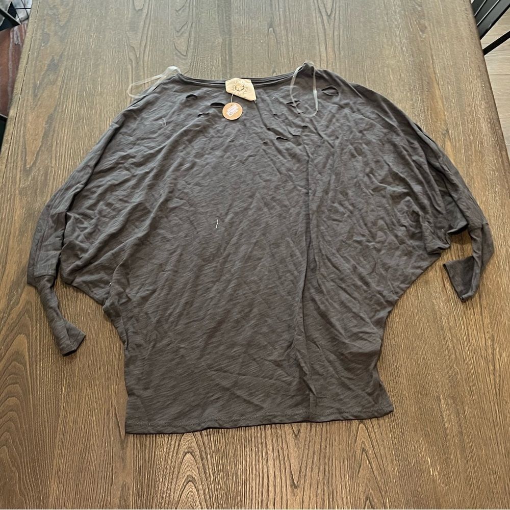 NWT Fantastic Fawn Distressed Batwing Dolman Sleeve Cotton Shirt Size S